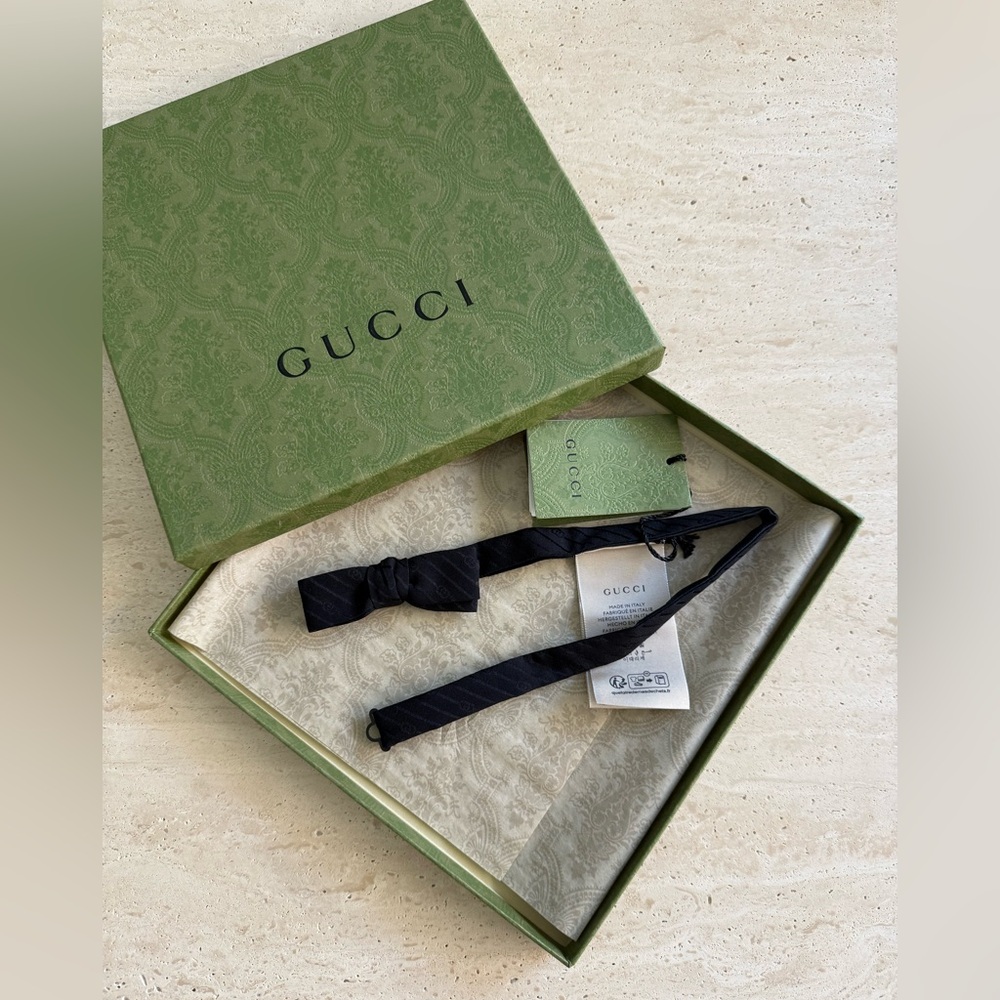 NWT GUCCI GG JACQUARD SILK BLACK BOW TIE - Picture 2 of 10